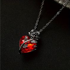 New In The Package Rose Heart Necklace. The Material Is Alloy. Please See Attached Photos For More Details Collar Rosa, Grunge Jewelry, Gothic Rose, Dark Metal, Y2k Jewelry, Gothic Necklace, Mens Jewelry Necklace, Pendent Necklace, Rose Necklace