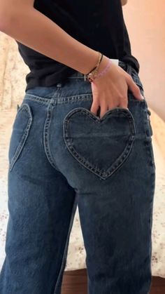 Shorten Jeans, Clothing Customization, Upcycle Sewing, Heart Pocket, Future Clothes, Diy Clothing, Diy Sewing Clothes, How To Make Clothes, Clothes Crafts