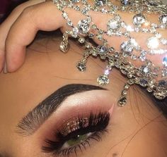 pinterest: @ nandeezy † Beauty Makeover, Glam Makeup, Makeup For Brown Eyes, Beautiful Makeup, All Things Beauty, Makeup Trends