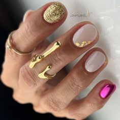 Foil Accent Nail, Cute Gel Manicure Ideas, Vacation Nails 2024, Bye Nails, Clear Gel Manicure, Party Nail Ideas, Short New Years Nails, Fuchsia Nails, Nails January