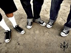 guys in chuck taylors and cuffed jeans or dickies shorts. pretty hot. Dickies And Converse, Rockabilly Aesthetic Men, Manly Closet, Men’s Rockabilly Fashion, Men’s Dickies Style, Socks With Sneakers, Dickies Shorts