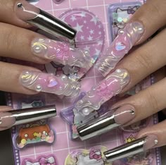 Tokyo Inspired Nails, Hime Gyaru Nails, Pie Nails, Aesthetic Acrylic Nails, Gay Halloween, Himekaji Gyaru, Gyaru Nails, Rabbit Face, Dope Nail Designs