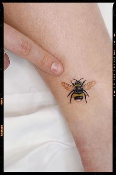 Bee Women Travel Tattoo, Yellow Bee Tattoo, Colorful Bee Tattoo, Colored Bee Tattoo, Color Bee Tattoo, Bee Tattoo Realistic, Small Bee Tattoos