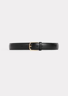 Blurring the lines between feminine and masculine dress codes, TOTEME's newest belt is cut wide for a bold effect. It's crafted in Italy from smooth leather with a matching reverse and a branded gold-tone metal buckle. Use it to add definition to trousers and dresses. Masculine Dress, Feminine And Masculine, Black G, Slimmer Belt, Wide Trousers, Belt Black, Wide Belt, Citizens Of Humanity, And Dresses