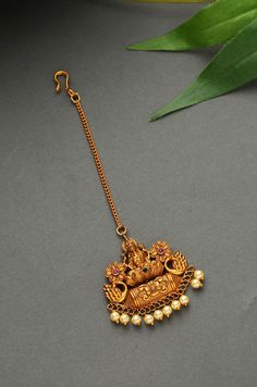 Temple Work, Timeless Jewellery, Tikka Jewelry, Mang Tikka, Gold Temple Jewellery, Western Wear Dresses, Antique Gold Jewelry Indian, Traditional Jewellery