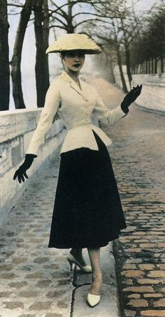 Christian Dior's "New Look" suit, 1947 Paris Mode, Fashion 1950s, French Fashion Designers