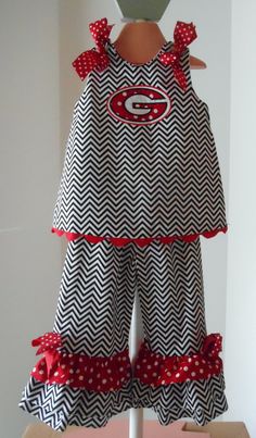 NOT the team, but the outfit <3 Uga Football, Football Outfit, Ga Bulldogs, Georgia Football, Pillowcase Dress, Sewing Design