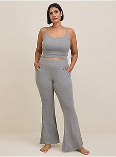 Cute Lounge Outfits Plus Size, Lounge Outfit Plus Size, Cute Lounge Outfits, Comfy Pajamas, Lounge Looks, Rib Knit Fabric, Pajamas Comfy, Crop Top Bra, Summer Styles