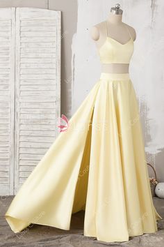 Matric Farewell Dresses, Satin Long Prom Dress, Farewell Dresses, Matric Dance Dresses, Yellow Two Piece, Two Piece Prom, Glamorous Evening Dresses, 2 Piece Prom Dress, Prom Dresses Yellow