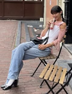 Coquette Street Style, Bella Hadid Style, Tiktok Fashion, Pink Coquette, Hadid Style, Bella Hadid, Outfits Ideas