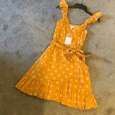 Lauren Conrad Mustard/White Polka Dot Adorable Summer Faux Wrap Around Dress. Pretty Ruffle Look At Hem & Sleeve. Elastic Waist With Tie. Brand Nwt Yellow Mini Sundress With Ruffles, Yellow Ruffled Mini Sundress, Cute Yellow Mini Dress For Spring, Cute Yellow Mini Sundress, Cute Yellow Spring Mini Dress, Yellow V-neck Sundress With Ruffles, Yellow Knee-length Casual Sundress, Casual Yellow Mini Dress With Ruffles, Yellow Casual Knee-length Sundress