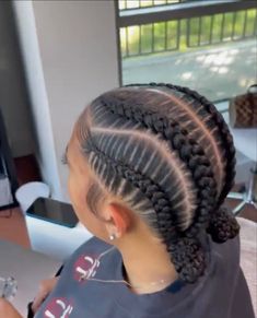 Short Feed In Braids, 6 Cornrows Braids Black Women, Feed In Braids Into Low Bun, Braided Hairstyles For Black Women Cornrows, Big Box Braids Hairstyles, Faux Locs Hairstyles, Stitch Braids