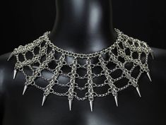 Spiderweb Choker Necklace - Etsy Spiderweb Fashion, Diy Choker Necklace, Chainmaille Jewelry Patterns, Chain Maille Patterns, Chainmail Patterns, Wire Choker Necklace, Statement Necklace Wedding, Bridal Statement Necklace, Jump Ring Jewelry