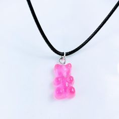 Cute Pink Summer Necklaces, Casual Pink Necklace For Summer, 2000s Jewelry Trends, Weird Necklaces, Weird Necklace, Novelty Necklace, Cheap Silver Jewelry, Gummy Bear Necklace, 2000s Jewelry