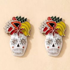 Gorgeous White Sugar Skull Earrings Material: Alloy Metal: Alloy Style: Stud Size: 3.5cm X 2.5cm Brand New Never Used Rice Bead Bracelet, Skull Accessories, Sugar Skull Earrings, Skeleton Pumpkin, Piercings For Girls, Halloween Bracelet, Cat Bead, Halloween Beads, Colorful Skulls