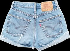 High Waisted Ripped Shorts, Distressed High Waisted Shorts, Vintage High Waisted Shorts, Shorts Ripped, Destroyed Denim Shorts, Denim Short Shorts, Jean Short Outfits, Vintage Jean Shorts, Vintage Denim Shorts