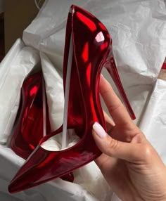 Fashion Shoes Heels, Cute Shoes Heels, Shoes Heels Classy, Heels Classy, Fancy Shoes, Girly Shoes, Aesthetic Shoes, Elegant Shoes, Red High