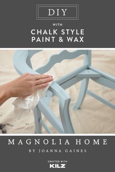 a person wiping up some paint and wax on a chair with the words chalk style paint & wax