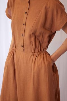 Button front midi dress – amente Button Up Linen Dress, Cute Casual Midi Dresses, A Line Cotton Dress, Flat Chested Fashion, Midi Button Down Dress, Elasticated Dress, Cotton Dresses Summer, Button Down Midi Dress, Elastic Dress