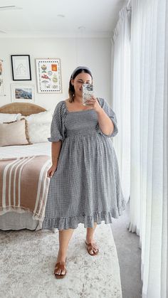 Plus Size Modest Fashion, Sweater Over Dress Outfit, Modest Outfits Winter, Sweater Over Dress, Warm Fall Outfits, Outfits Gorditas, Plus Size Chic, Plus Size Fashion Tips, Casual Dressing