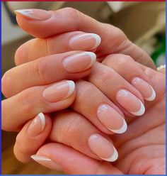 Gel Manicure Round Nails, Round Nail Manicure, French Tip Nails Round Shape, French Manicure Round Nails, Round French Manicure, Short Round Nails Ideas, Round Nails Ideas, Short Round French Tip Nails, Round Short Nails