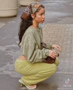 Moroccan Aesthetic Clothing, Earth Goddess Outfit, Boho Fits Winter, Earthy Outfits Winter, Casual Earthy Outfits, Hippie Winter Outfits Bohemian, Winter Earthy Outfits, Winter Bohemian Outfits, Earthy Winter Outfits