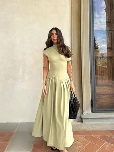 Dress Elegant Short, Gaun Fashion, Jumpsuit Outfit, Mode Casual, Pleated Maxi Dress, Pleated Maxi, Dresses 2024, Maxi Dress Green, Streetwear Women