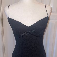 Did Yet Another Culling Of The Closet And Decided To Sell This Bj Dress From The Late 90’s/Early 00’s That I Can’t Remember Even Wearing. In Pristine Condition, This 8 Fits More Like A 6, As It Fit The Mannequin Perfectly Which Is A 6. See Pics For Measurements, Not Much Stretch. Bottom Part Of The Skirt Is Lined In Matching Satin Ribbon, And Has Some Netting Underneath. Back Zipper With A Hook And Eye Top Closure. Fun And Flirty Smoke Free Home Betsey Johnson 2000s, Betsey Johnson Fall 1998, Betsey Johnson Floral Dress, Betsey Johnson 1997, Betsey Johnson 1997 Fw, Betsey Johnson Dress, Betsey Johnson Dresses, Size 8 Dress, Satin Ribbon