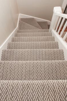 the carpeted stairs in this house are very clean and ready for us to use