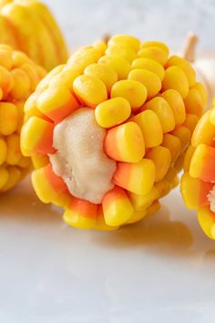 60+ Easy Thanksgiving Appetizers & Finger Foods Candy Corn Corn On The Cob, Candy Corn On The Cob, How To Make Candy Corn, Candy Corn Dessert Recipes, Recipes With Candy Corn, Candy Corn Recipe Ideas, Fall Candy Ideas, Candy Corn Treats, Candy Corn Cob