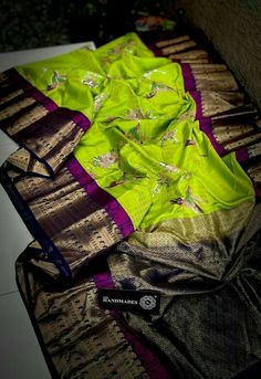 Latest Pattu Sarees, Gadwal Silk Sarees, Latest Silk Sarees, Lehenga Saree Design, Silk Sarees With Price, Wedding Saree Blouse Designs, Cotton Saree Designs, Wedding Saree Collection