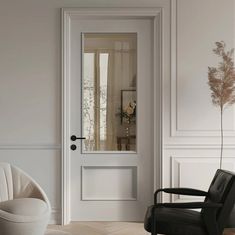 Murcia White Primed Internal Door - Clear Glass Internal Door With Glass Panel, White Internal Doors With Glass Panels, Interior Glass Doors Ideas Classic, Bedroom Door With Window, Glass Living Room Doors, Hallway Glass Door, Crital Interior Doors, Off White Doors Interior, Interior Door With Glass Panel