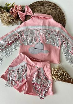 Barbie Cowboy, Short Infantil, Cowgirl Aesthetic, Quinceanera Party, Cowgirl Outfits, Country Outfits, Bachelor Party, Quinceanera