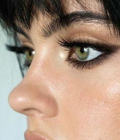 Maquillage On Fleek, Concert Makeup, Smink Inspiration, Beauty Make-up, Makijaż Smokey Eye, Edgy Makeup, Makeup Eye Looks, Eye Makeup Art, Make Up Looks