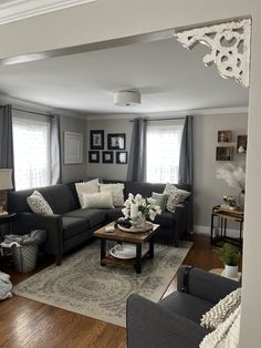 the living room is clean and ready to be used for entertaining purposes in someone's home