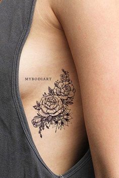 Pretty Rose Tattoo Ideas for Female – Small Inspirational Tats – www.MyBodiArt.com Tattoo For Women Ideas, Dotwork Tattoo Mandala, Marquesan Tattoos, Shape Tattoo, Muster Tattoos, Hawaiian Tattoo