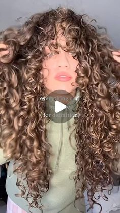 Itscurlyworld on Instagram: "Everything curl routine (for definition) by libsherratt" Cute Protective Hairstyles For Curly Hair, Normal Curly Hair Styles, Deva Curl Before And After, 2b 2c Curly Hair Routine, Tight Curls For Long Hair, 3b Curly Hair Products, Curly Permed Hair, 3b Curly Hair, Best Curly Hair Products