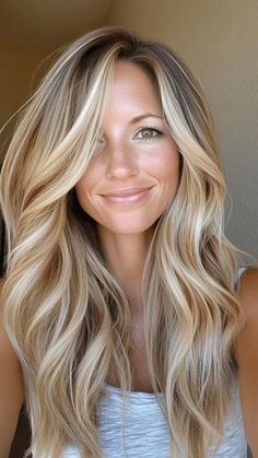 Sun Kissed Blonde Hair, Sun Kissed Blonde, Soft Blonde Highlights, Fall Haircut, Beachy Blonde, Best Hair Color Ideas, Best Hair Color, Hair Mistakes, Hair Fixing