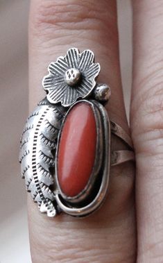 Handmade Native American Sterling Silver and Coral Ring Size 6 1/2 #BlackHills #StatementEarrings #HoopEarrings #NativeAmerican #CuffBracelet #TurquoiseRing #ChristmasGift #BagueTurquoise #BestFriendGift #BohemianJewelry Vintage Jewelry With Large Stone In Open Ring, Vintage Adjustable Sterling Silver Rings, Vintage Sterling Silver Rings With Large Stone, Vintage Silver Ring With Large Stone, Vintage Sterling Silver Ring With Large Stone, Vintage Gemstone Rings For Collectors, Vintage Oval Jewelry With Large Stone, Vintage Handmade Rings For Anniversary, Vintage Oval Collectible Rings