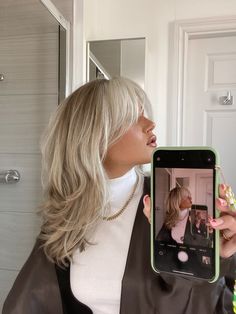 Layered Curtain Bangs, Hair Curtain Bangs, Blonde Hair With Bangs, Fringe Bangs, Bangs With Medium Hair, Choppy Hair, Blonde Hair Inspiration, Blonde Hair Looks, Short Blonde Hair