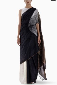 Saree Inspiration, Expo Ideas, Shibori Sarees, Shibori Fabric, Wedding Sari, Shibori Silk, Sarees Silk, Gown Pattern