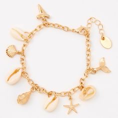 Gold By The Sea Charm Bracelet | Claire's US Resin Art Tutorial, Art Tutorial For Beginners, Beach Charm Bracelet, Seashell Bracelet, Shark Gifts