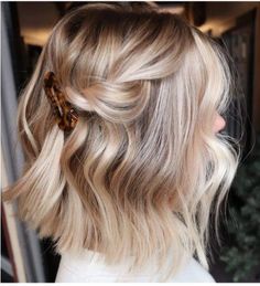 Short Ombre Hair, Blonde Hair Looks, Short Hair Balayage, Brown Blonde Hair, Short Blonde Hair, Hair Envy, Grunge Hair, Great Hair, Blonde Hair Color