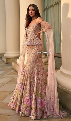 Indian Outfits Modern, Shaadi Outfits, Sangeet Outfit, Wedding Fits, Wedding Lehenga Designs, Indian Outfits Lehenga, Indian Bride Outfits, Desi Fits, Traditional Indian Dress