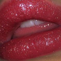 Arte Glitter, Crate Furniture Diy, Makeup Tip, Boujee Aesthetic, Smink Inspiration, Glitter Lips