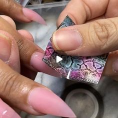 Foil Nail Designs Gel Polish, Poly Gel Nail Inspiration, Cracked Nail Design, Foil Designs On Nails, Different Shape Nails On One Hand, Snake Foil Nails, How To Apply Foil To Nails, Foil Transfer Nails, Foil Nail Designs Ideas