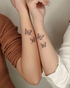 2024's Stunning Butterfly Tattoos for Women Butterfly Hand Tattoo, Butterfly Wrist Tattoo, Butterfly Tattoos, Butterfly Tattoo Designs, Matching Tattoo