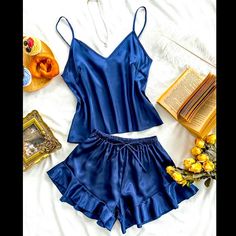 Brand New, Size M. Casual Sets For Summer Nights, Casual Summer Night Sets, Blue Sleepwear For Summer Sleepover, Blue Sleeveless Set For Sleepovers, Blue Summer Night Sets, Blue Summer Pajama Party Sets, Blue Sleeveless Sleepover Set, Blue Satin Sleepwear With Spaghetti Straps, Blue V-neck Sleepwear For Lounging