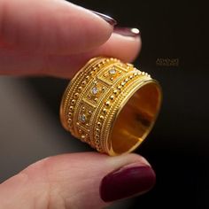 Long Ring, Gold Rings Fashion, Gold Ring Designs, Greek Jewelry, Bridal Gold Jewellery Designs, Gold Earrings Designs, Gold Band Ring, Gold Necklace Designs, Bridal Gold Jewellery