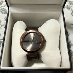 Brand New- Gucci- Gg Interlocking Watch Brown / Rose Ya133207 Comes In Box With Booklets Chrono Watches, Timeless Watches, Gucci Watch, Gucci Accessories, Luxury Timepieces, Gucci Men, Gucci Black, Brushed Metal, Italian Luxury